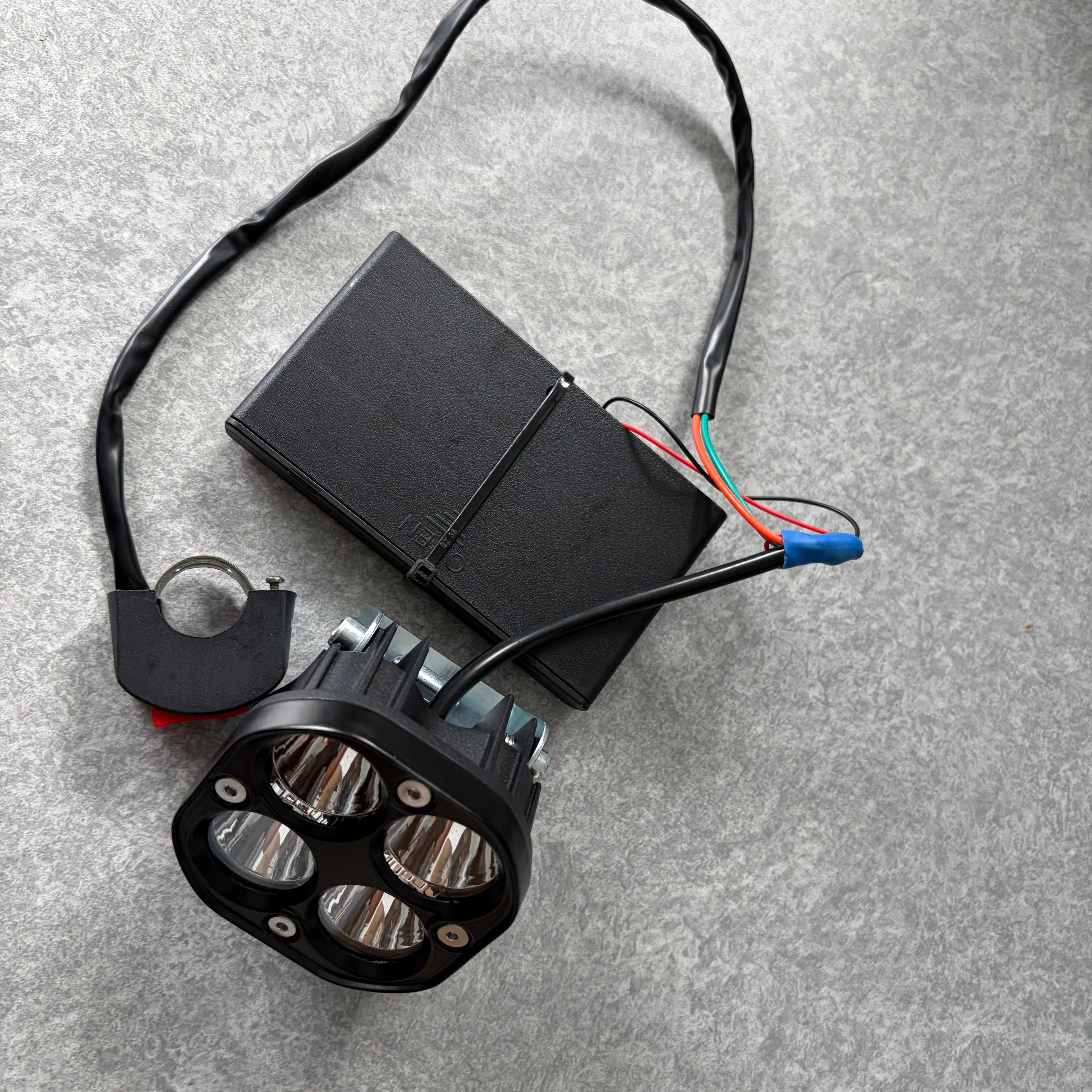 PX- Ultra Bee Baja Squadron Light (AA)￼￼