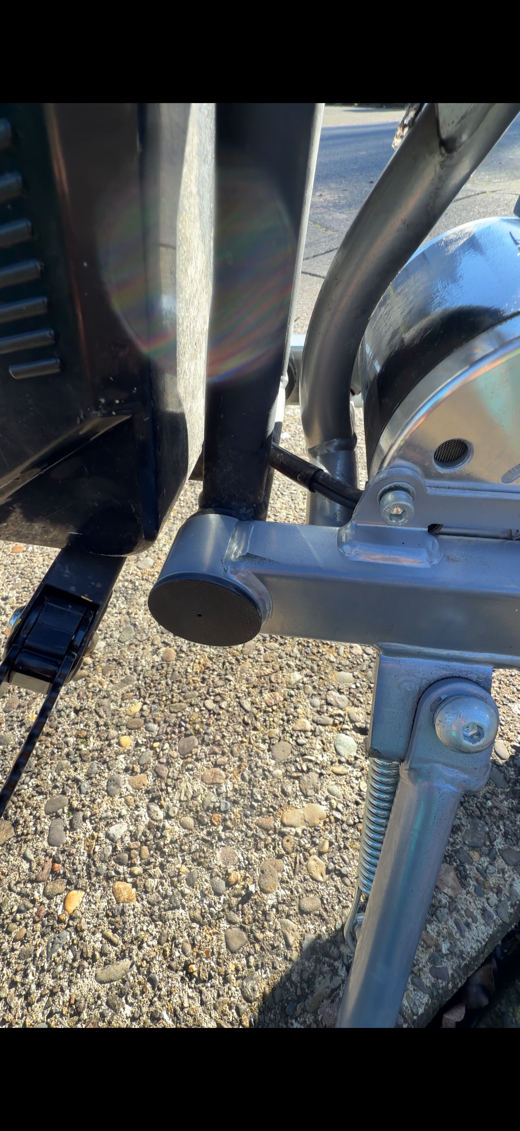 Razor Swing Arm Plugs