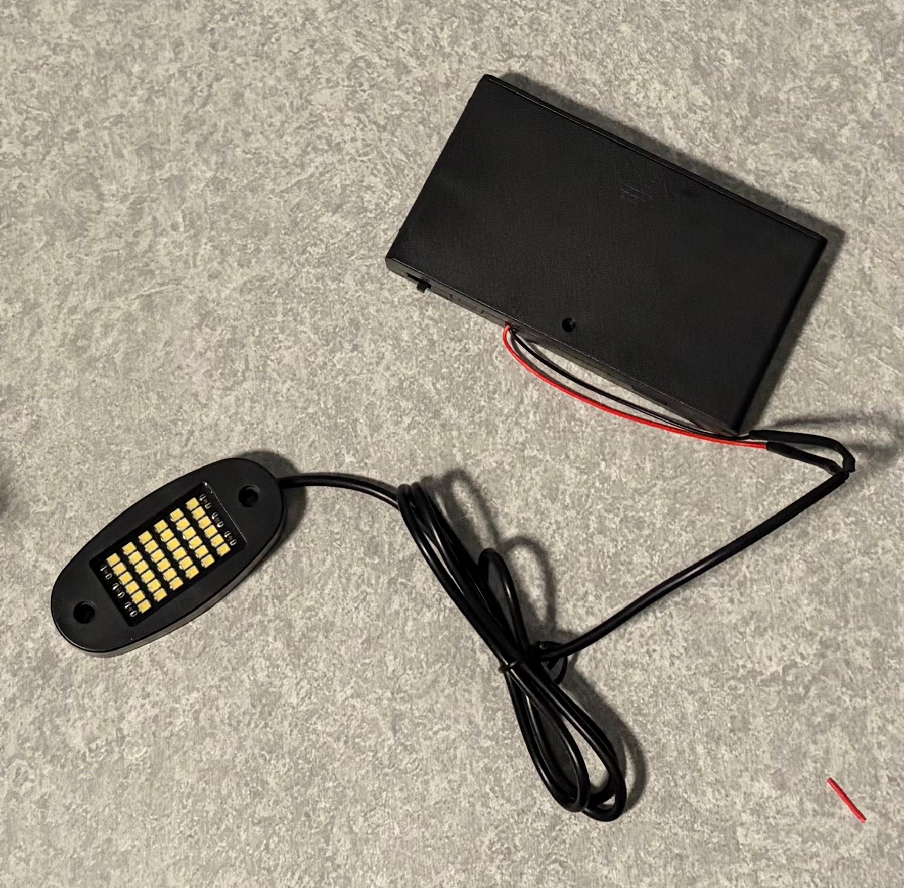 V4 Battery Powered Rock Light