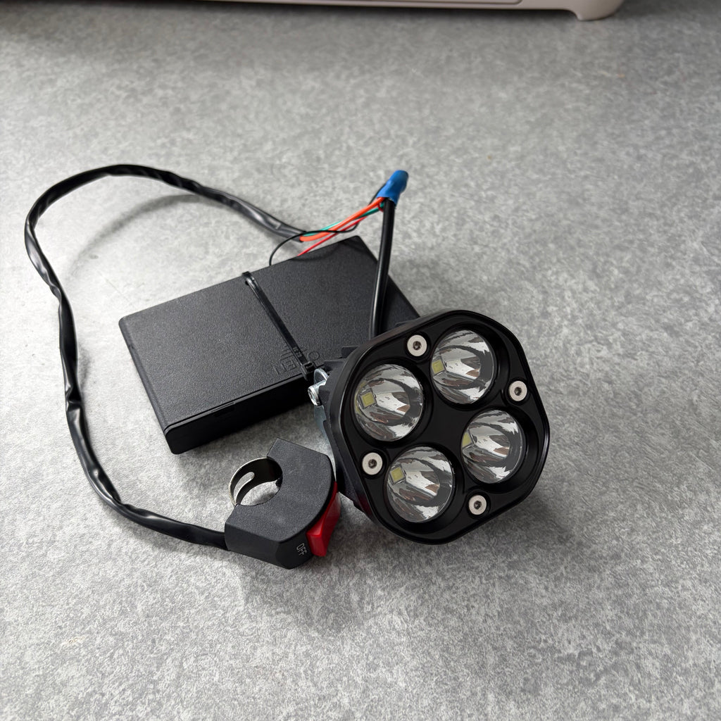 PX- Ultra Bee Baja Squadron Light (AA)￼￼
