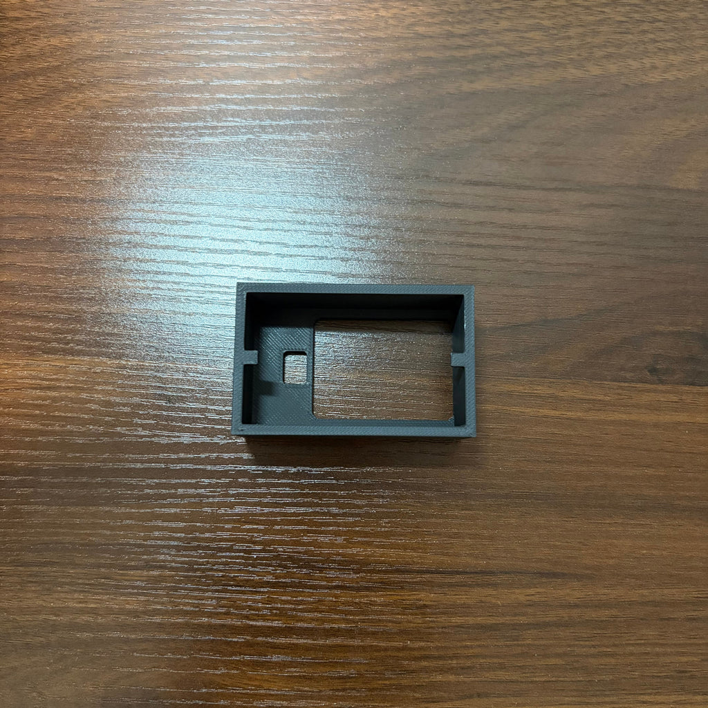 Tuttio Display Cover ￼