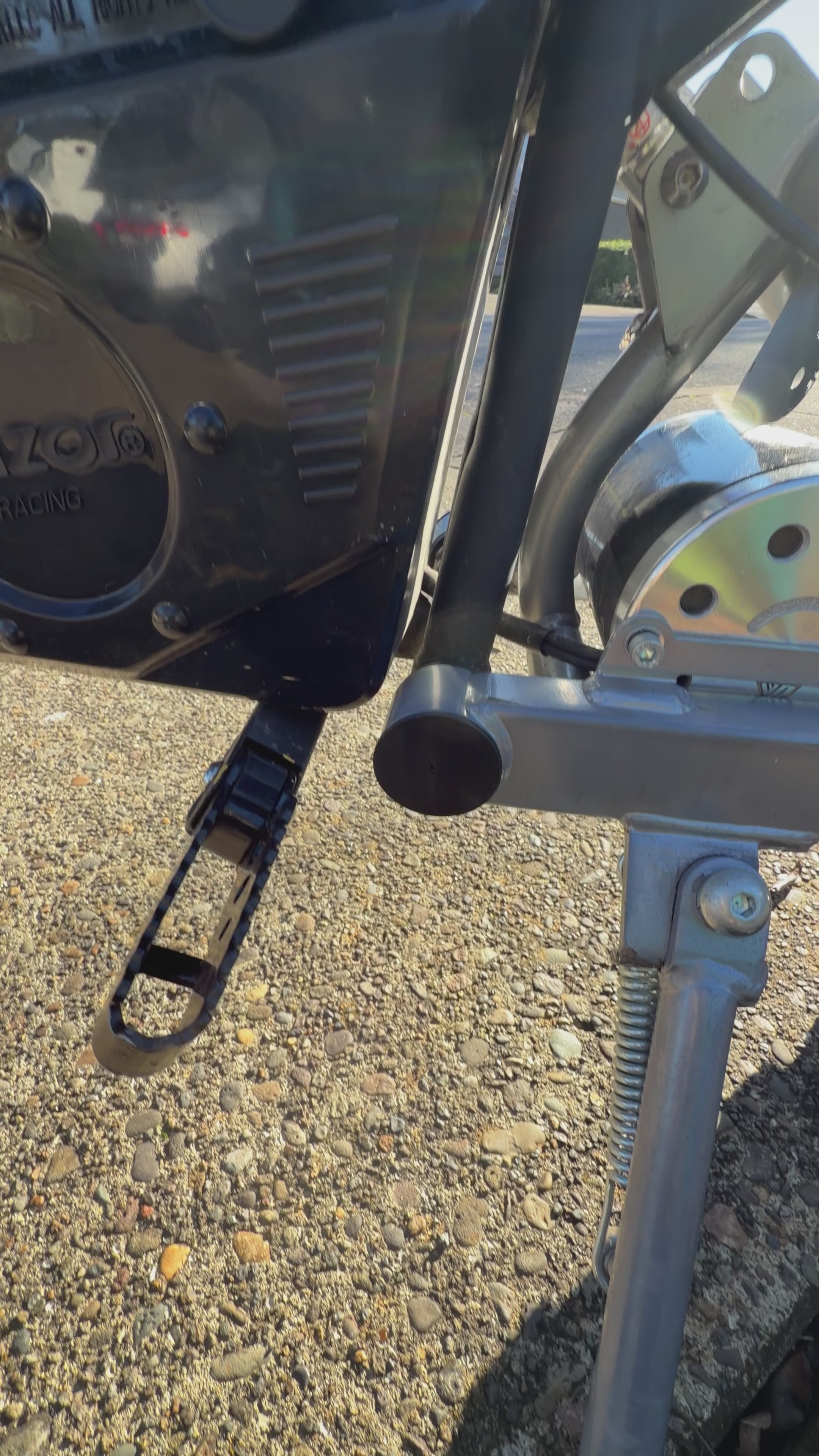 Razor Swing Arm Plugs